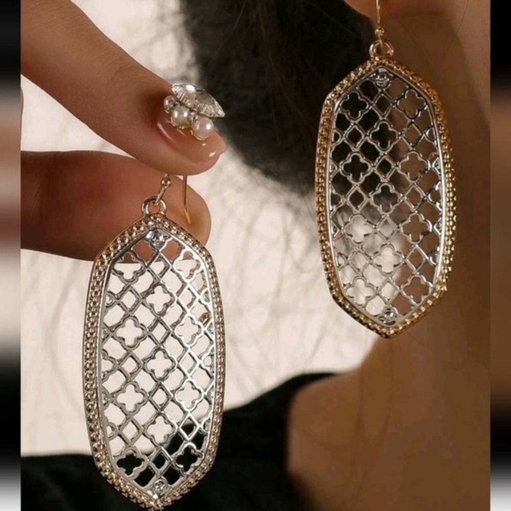 Gold Silver Filigree Earrings Dangle Boho lightweight metal casual 💖2/$30